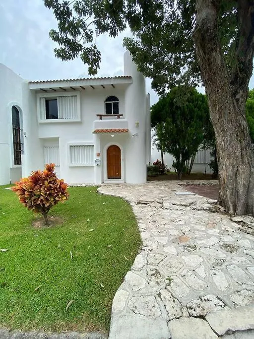 Villa Vaoli contacts